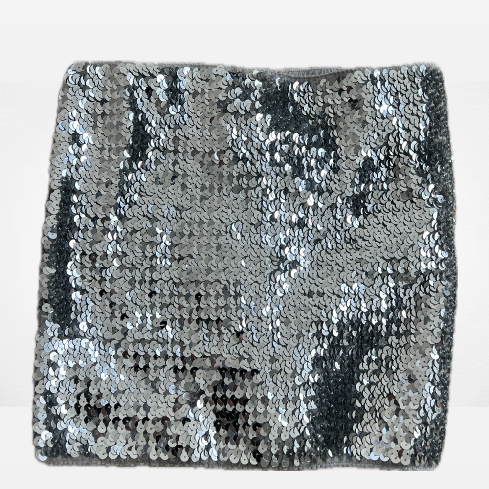 Silver sequin tube top perfect for concerts/raves!